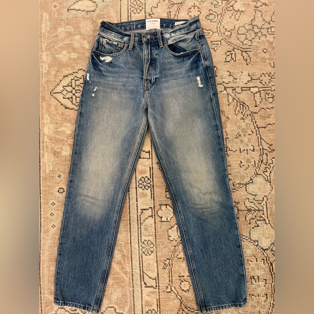 Frame Rigid Re-Release high rise jeans size 25.